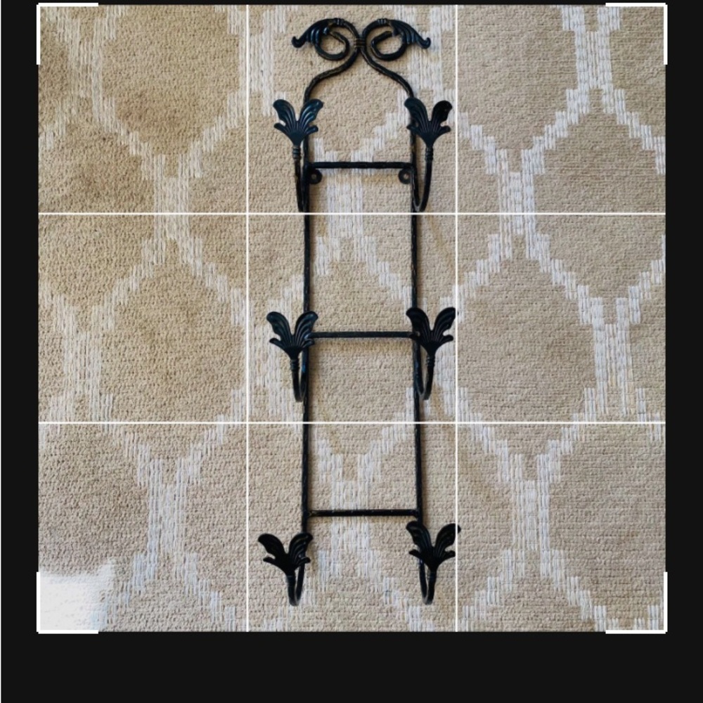 Wrought Iron Wall 3 Bottle Wine rack